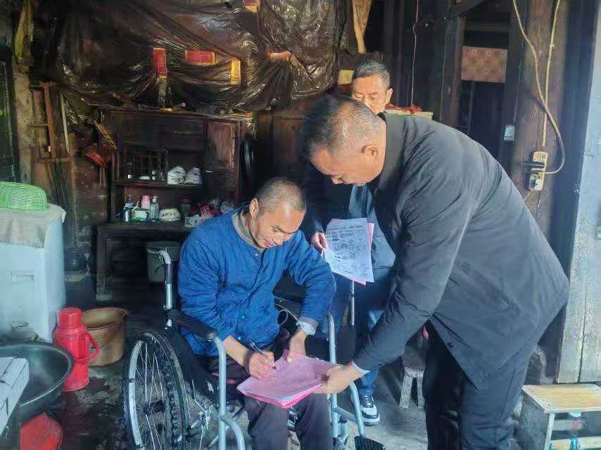 中方县袁家镇：开展“冬季敲门行动” 筑牢医疗保障与消防安全“双防线”