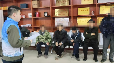 中方县接龙镇民政社工站：暖冬安全小课堂 一刻钟护平安活动