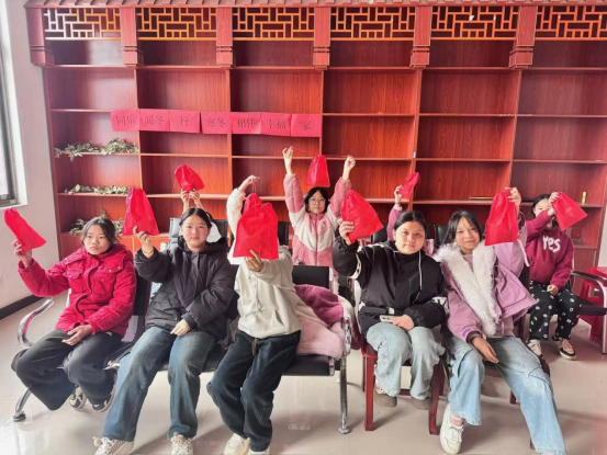 中方县袁家镇民政社工站开展冬季儿童安全教育活动