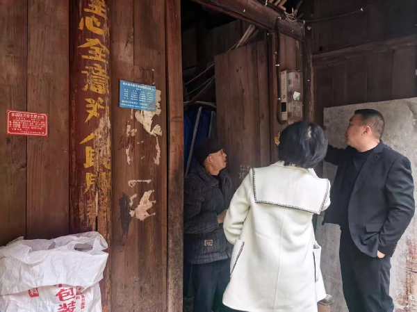 中方县桐木镇开展消防安全专项检查 筑牢安全生产防线