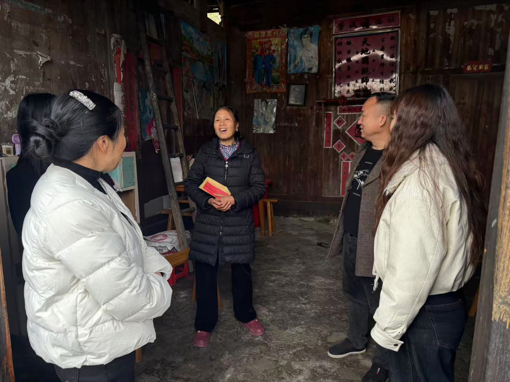 中方县袁家镇开展困境妇女走访慰问活动