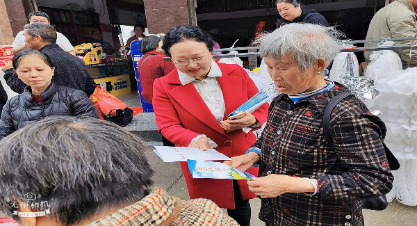 中方县桐木镇：清明安全宣传入人心 筑牢铁路安全防线