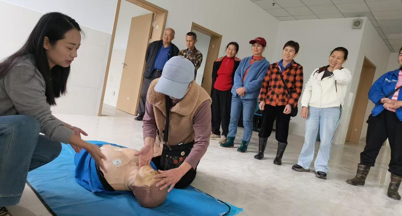 中方县人民医院：锻造后勤“急救尖兵”，从“旁观者”到“第一响应人”