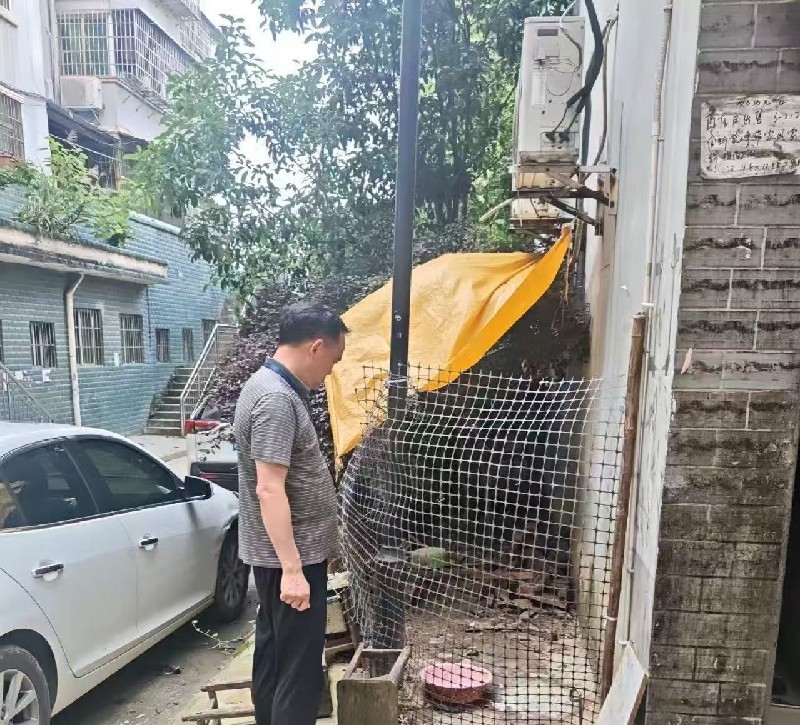 中方县中方镇：开展小区环境专项整治 持续优化人居环境