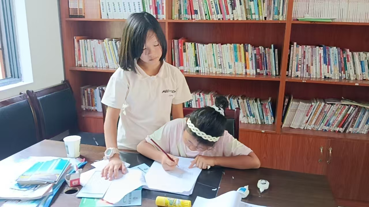 中方县蒿吉坪瑶族乡党群阵地变身暑期乐园  守护留守儿童平安成长