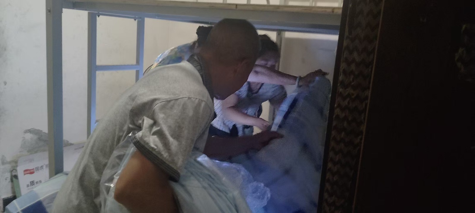 中方县花桥镇：靠前指挥彻夜奋战 全力筑牢防汛安全堤