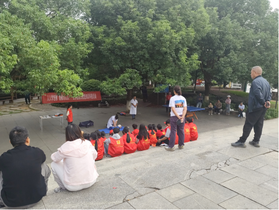 中方县开展世界急救日主题科普志愿服务活动