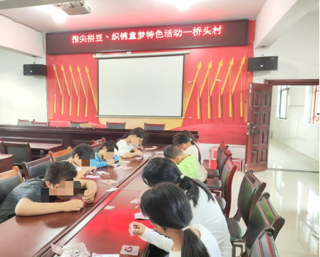 中方县接龙镇：聚焦精准服务，让党群阵地成为留守儿童 “第二课堂”