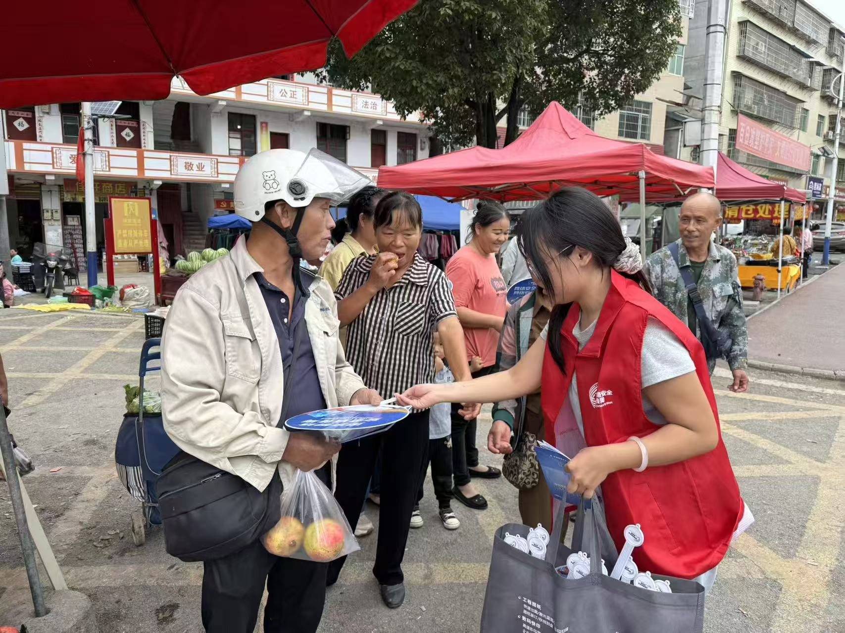 中方县新建镇：开展网络安全宣传周线下集中宣传活动